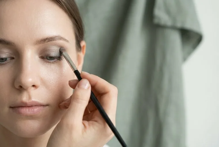 Make-up